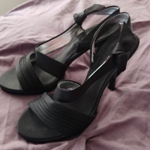 Nina dress heels size 8.5